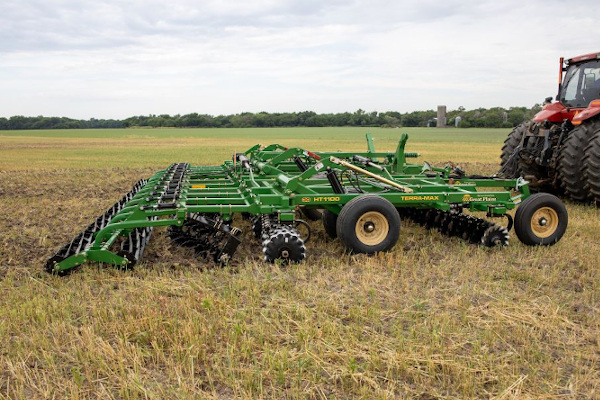 Great Plains | Cover Crops | HT1100 TERRA-MAX® for sale at Wellington Implement, Ohio