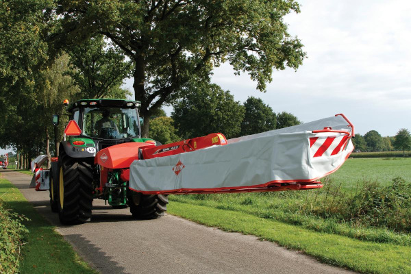 Kuhn GMD 4411 for sale at Wellington Implement, Ohio