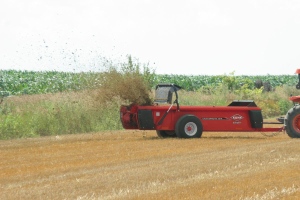 Kuhn | Apron Box Manure Spreaders | 1200 Series for sale at Wellington Implement, Ohio