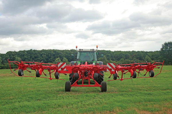 Kuhn | GF 1012 T Series | Model GF 8712 T for sale at Wellington Implement, Ohio