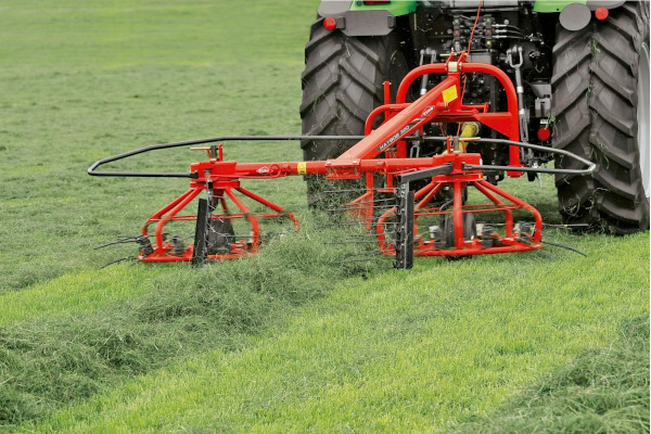 Kuhn | HayBob Series | Model Haybob 300 Tedder/Rake for sale at Wellington Implement, Ohio