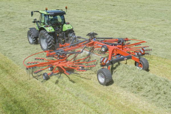 Kuhn | Rotary Rakes | Twin Rotor, Center Delivery for sale at Wellington Implement, Ohio